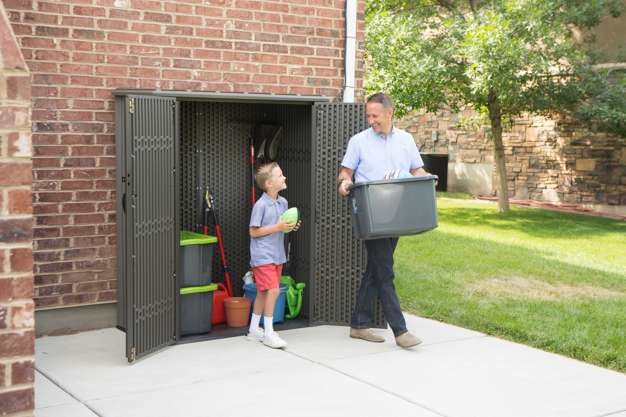 Lifetime Gartenschrank und Geräteschrank offen