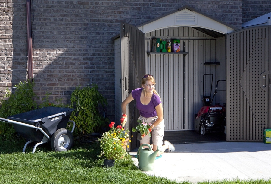 Lifetime Gerätehaus_Starletx_Lifestyle3 Lifetime Gerätehaus Starlet lichtgrau Garten