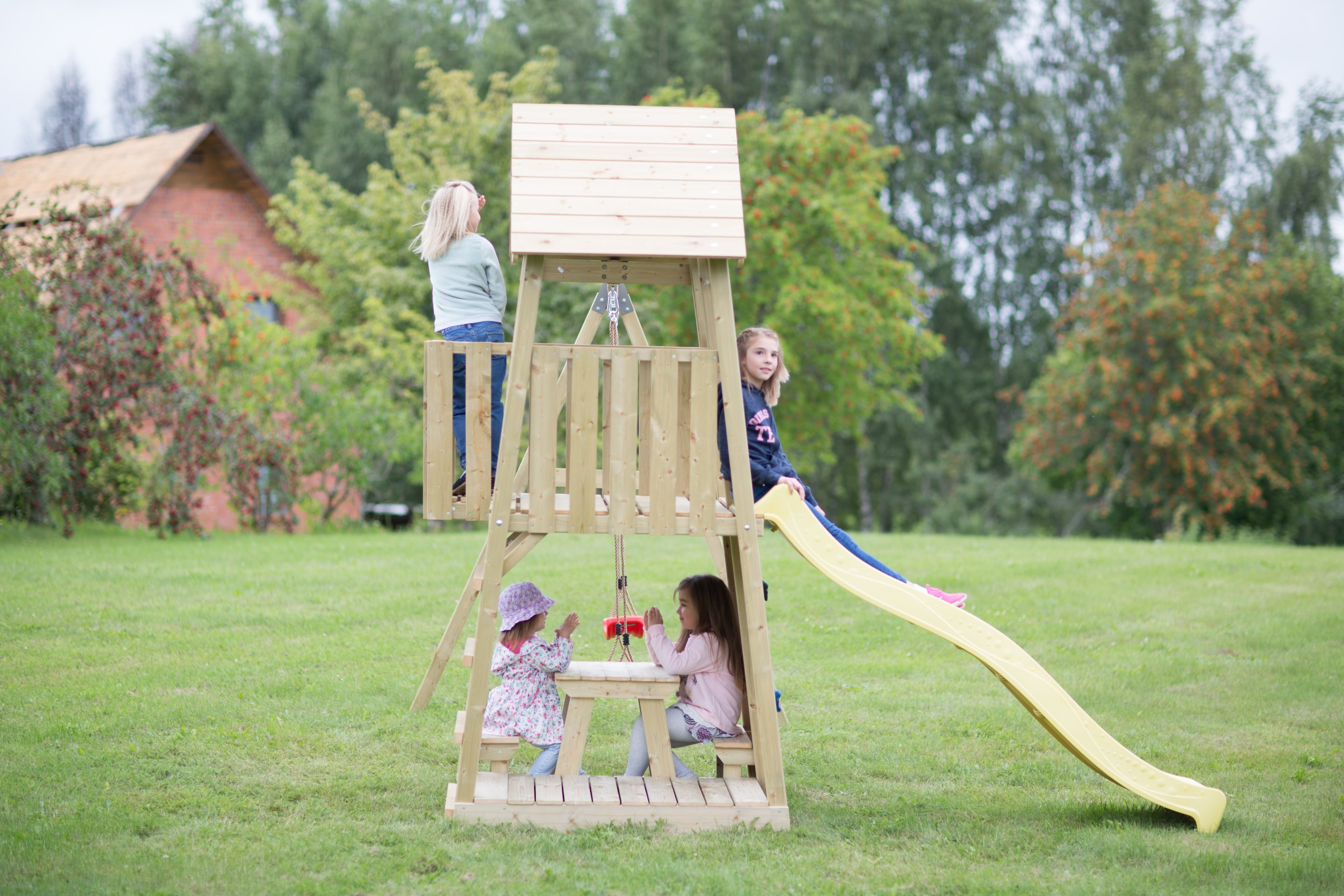 Spielturm Giraffe Stelzenhaus Kletterturm inkl. Rutsche & Kletterwand